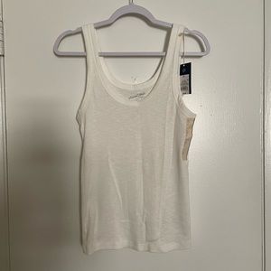 CREAM UNIVERSAL THREAD TANK TOP SIZE M